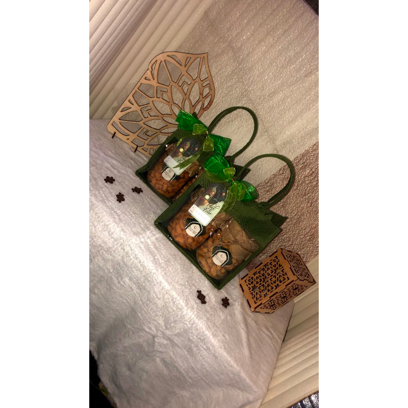 

Hampers raya 2