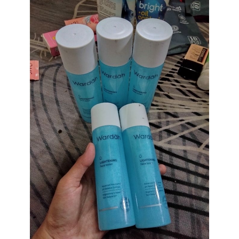 WARDAH LIGHTENING SERIES FACE TONER /TONER WARDAH ORI