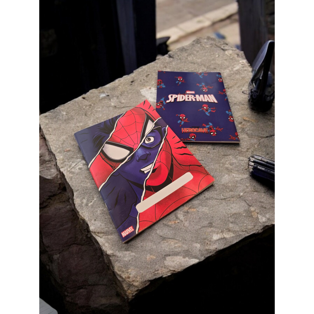 

Buku tulis spiderman marvel superhero notebook A5