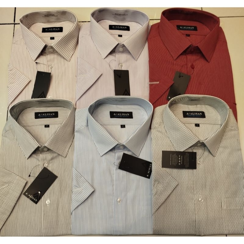 Kemeja Alisan Motif Garis-garis 17/3Xl Lengan Pendek Reguler