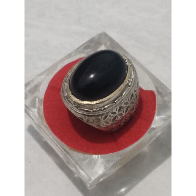 Batu Kecubung Tanduk Pekat Lawas