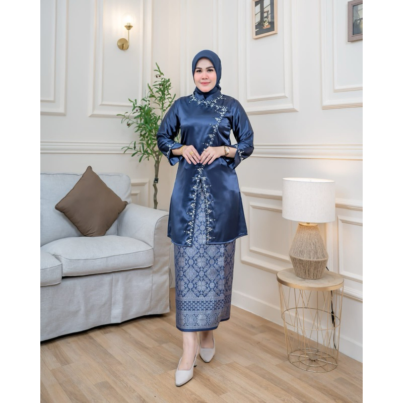 { FREE HIJAB } SETELAN BAJU KURUNG MELAYU DAN ROK LILIT SONGKET TERBARU 2025