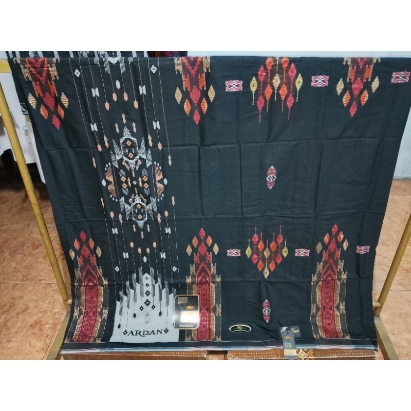 SARUNG ARDAN SGJ SERI HITAM DAN PUTIH WARNA COD