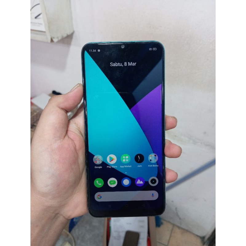 Realme 5i 4/64 HP dus, casing aja kurang bagus sama gantian LCD