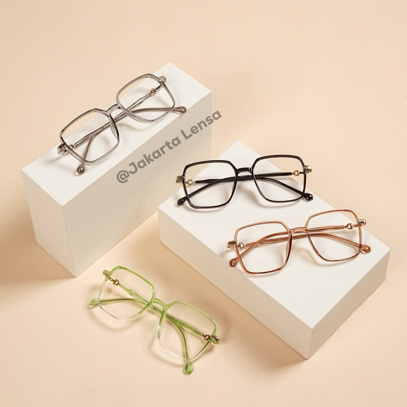 (Beli 1 Gratis 1) Kacamata Minus Photocromic 0366 Frame Kotak Lensa Antiradiasi Blueray Bluecromic K