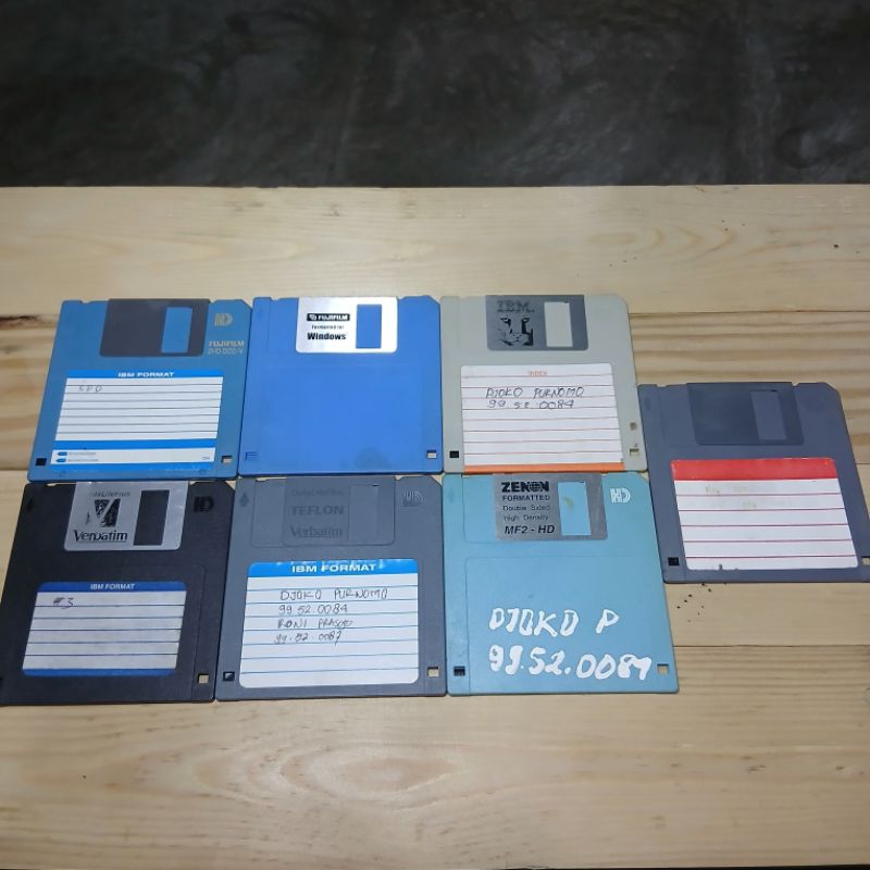 DISKET KOMPUTER JADUL BARANG LAWAS 7 PCS