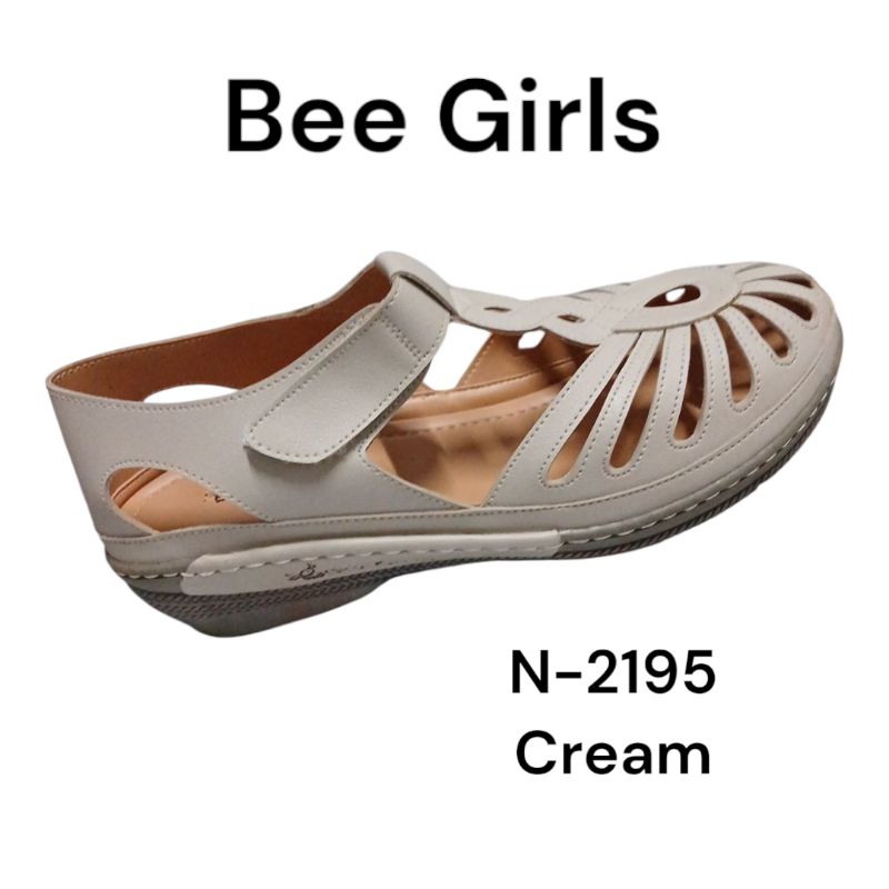 Sepatu Sandal Wedges Casual wanita kekinian Original BEE GIRLS N-2195 CREAM
