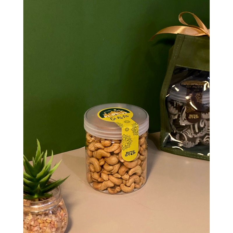 

Kacang Mete Asli wonogiri