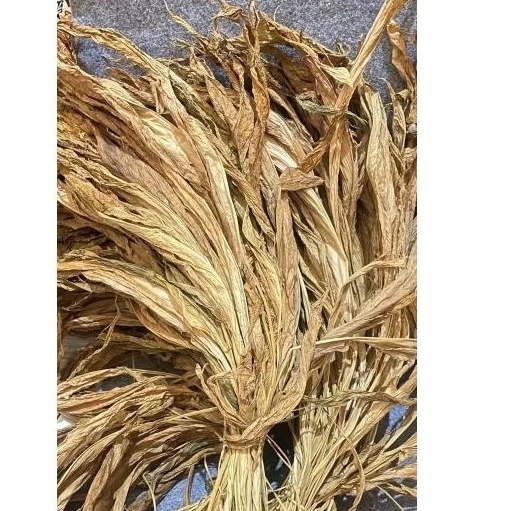 

Daun kunyit Kering/Dried turmeric 100gr