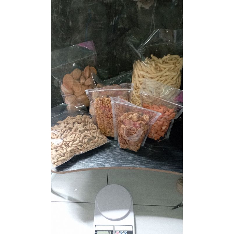 

snack kiloan