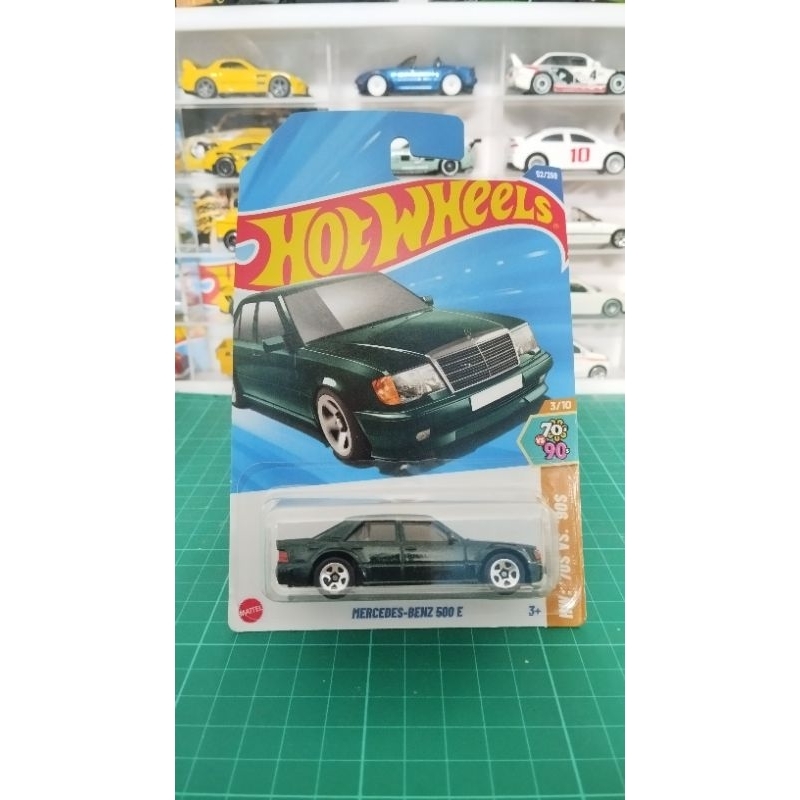 Hot Wheels Mercedes Benz 500 E