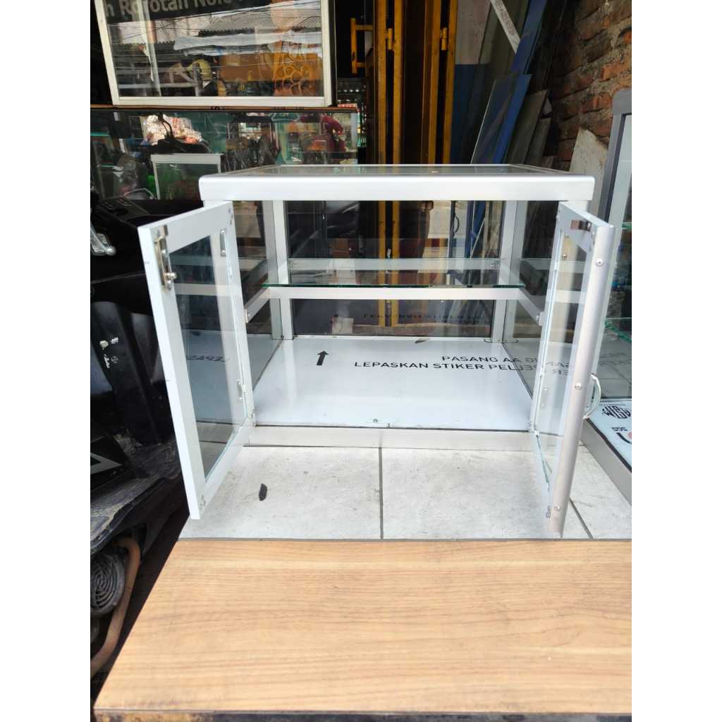 40*25*40 ETALASE ROKO JUMBO TIANG ALUMUNIUM/ETALASE JUALAN/ETALASE ROKO/ETALASE