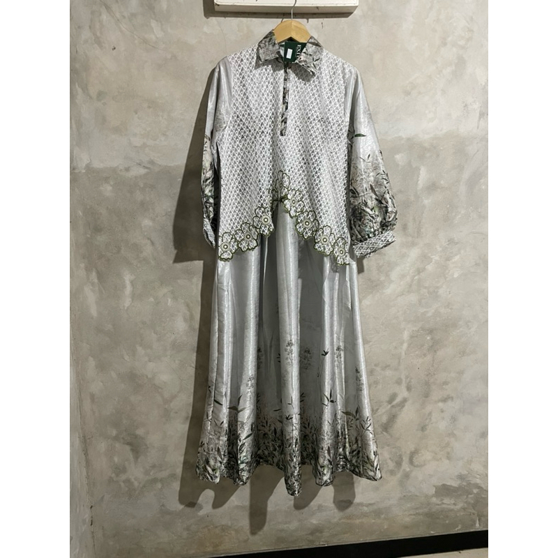 gamis extu / gamis extu merah / gamis lebaran 2025 / gamis lebaran / gamis mewah / gamis cantik / ga