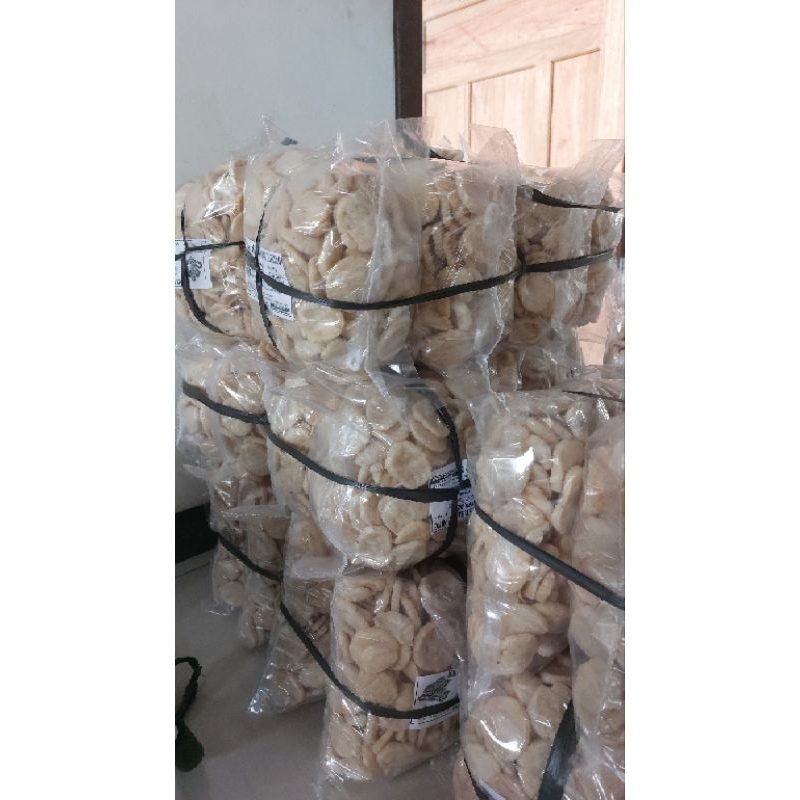 

KERUPUK RAMBAK TEPUNG 0.5 KG ISI 2