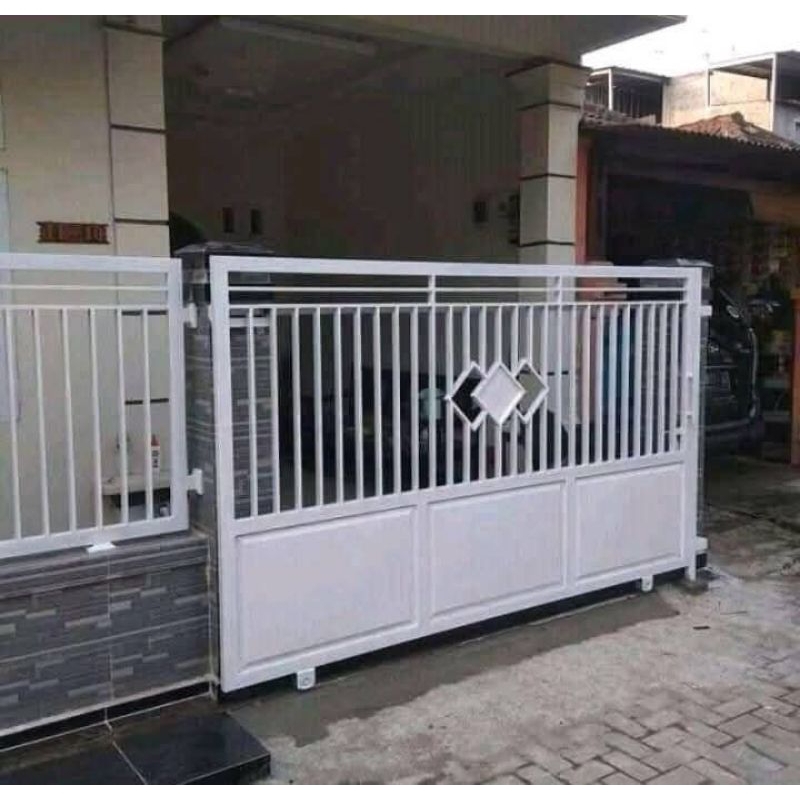 pagar rumah besi holo minimalis