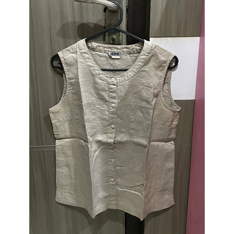 Sleeveless Top (Preloved)