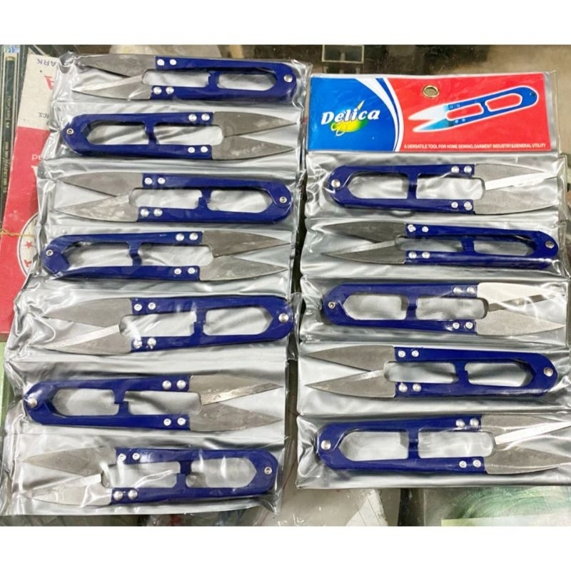 

Gunting Batil besar per lusin isi 12 biji / gunting cekris / gunting buang benang merk Delica
