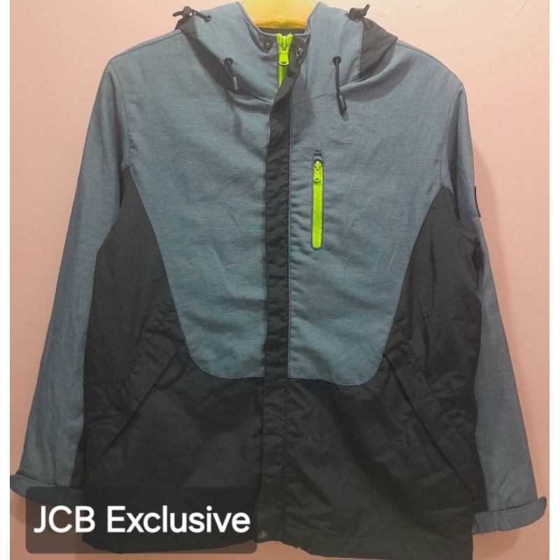 Jaket Outdoor JCB EXCLUSIVE Size S Tag 140