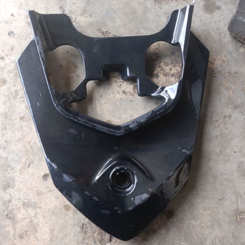 cover rear center #2 83750-kzr sambungan cover bodi belakang tutup behel vario 125 old lama lampu bo