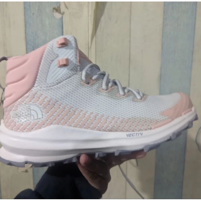 Sepatu hiking wanita The North Face Vectiv Fastpasck MID Futurelight Waterproof (NF0A5JCX-IHW) size 