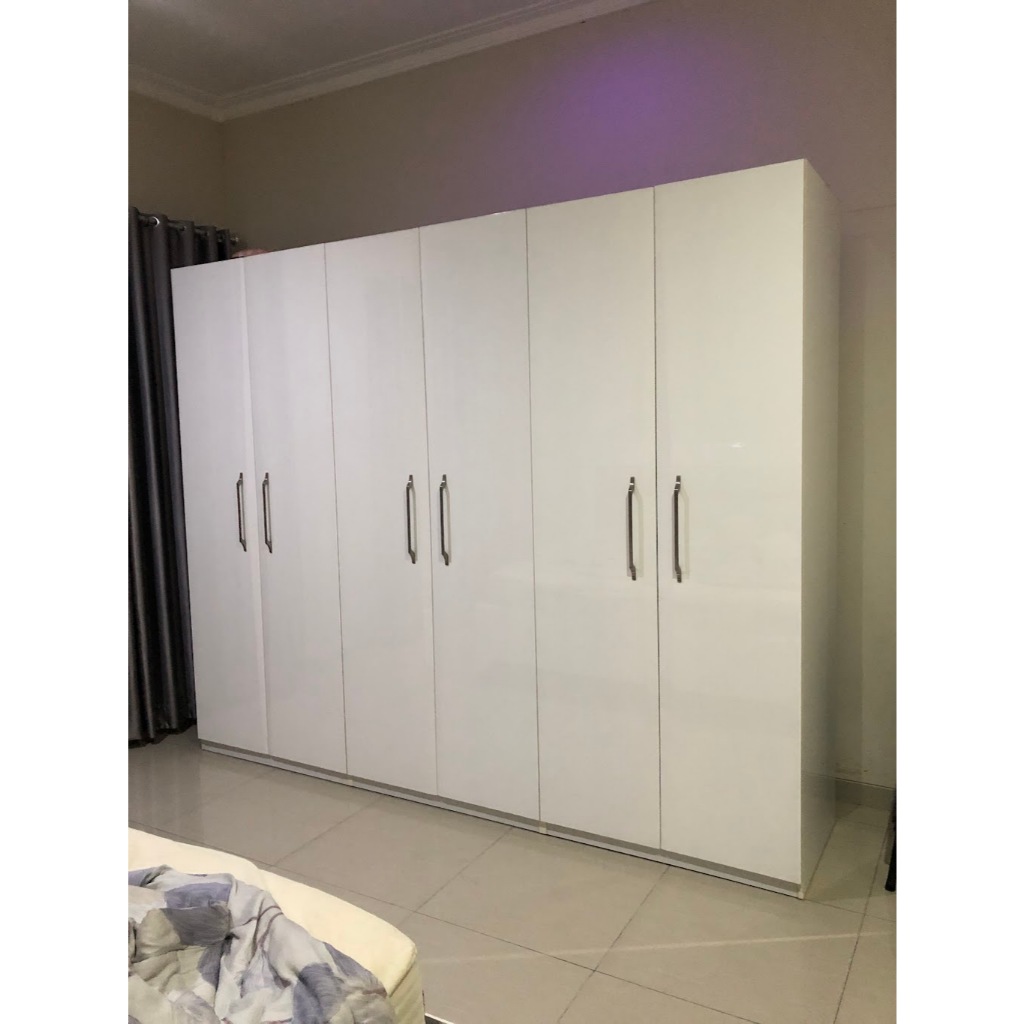 Lemari Pakaian 6 Pintu Informa Willem