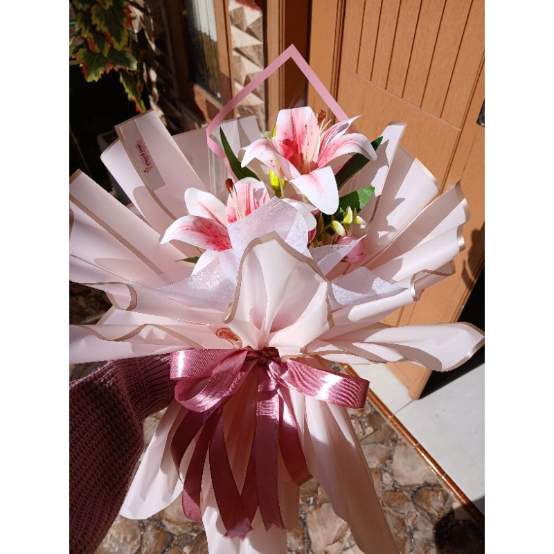 

FLOWER BOUQET