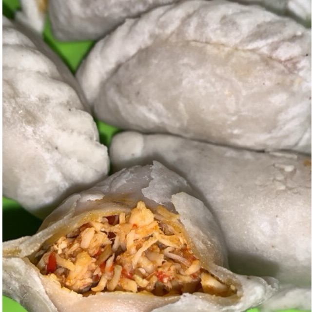 

Cireng isi ayam suwir indah pusa foods