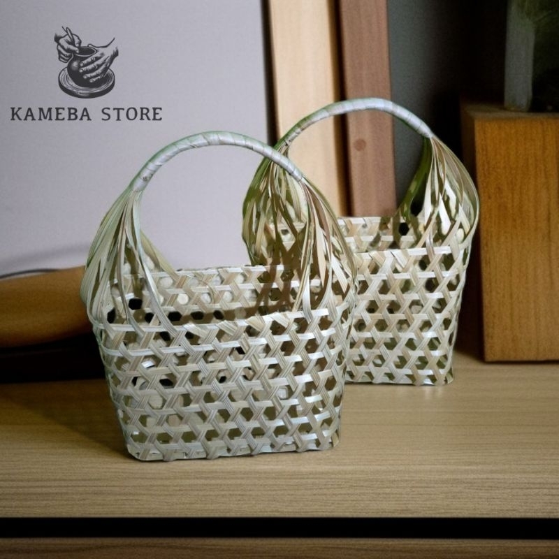 

Tas hampers ukuran 25x10x20 tas jinjing souvenir kado pernikahan