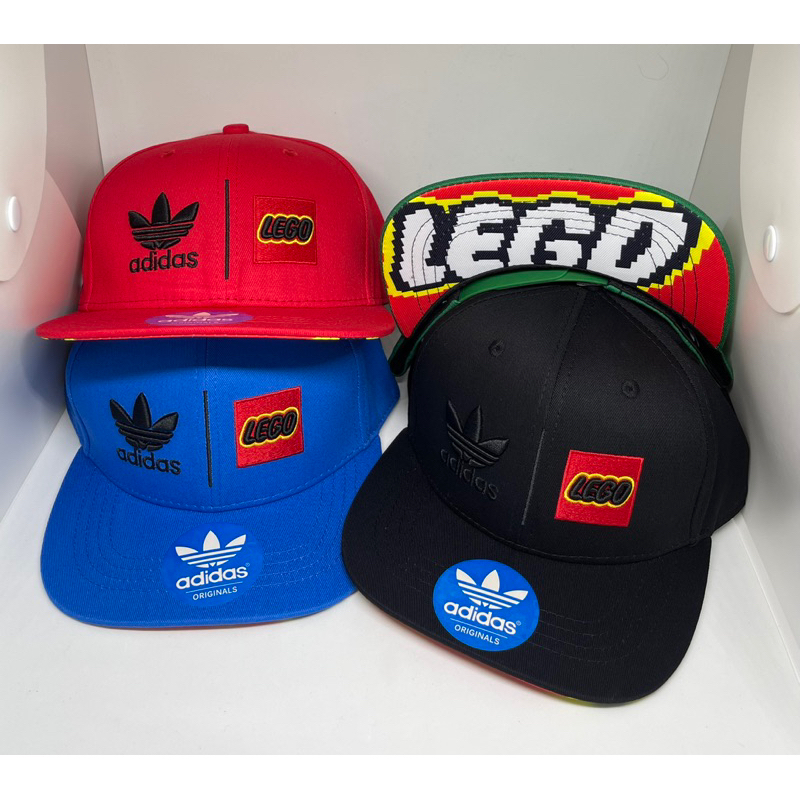 Topi snapback adidas X lego
