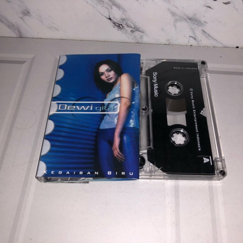 kaset pita:Dewi Gita -Kegaiban Cinta