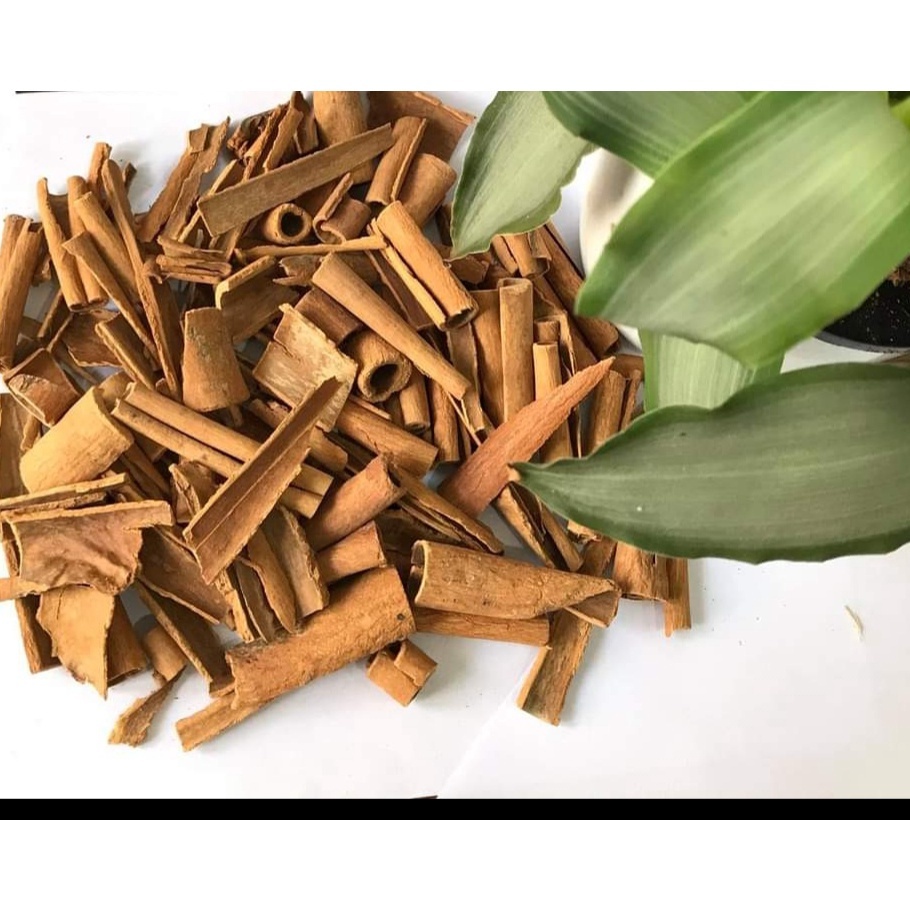 

Kayu Manis Batang Super, Pendek Campur(250 Gram) / Cinnamon Stick / Kayu Legi