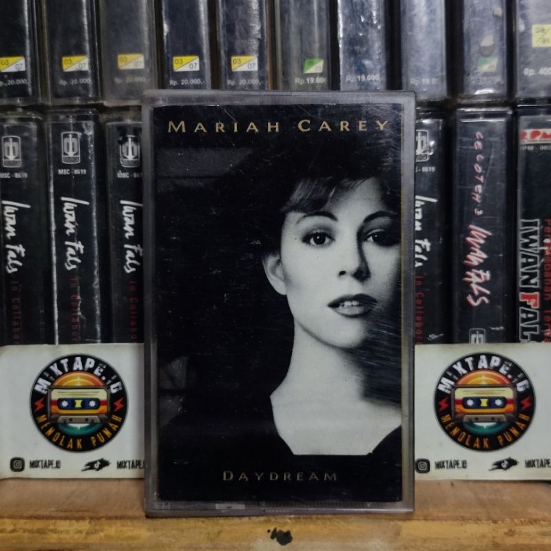 Kaset Pita - Mariah Carey - Daydream - Radio Tape - Kaset - Radio - Pemutar Kaset - Retro - Classic 