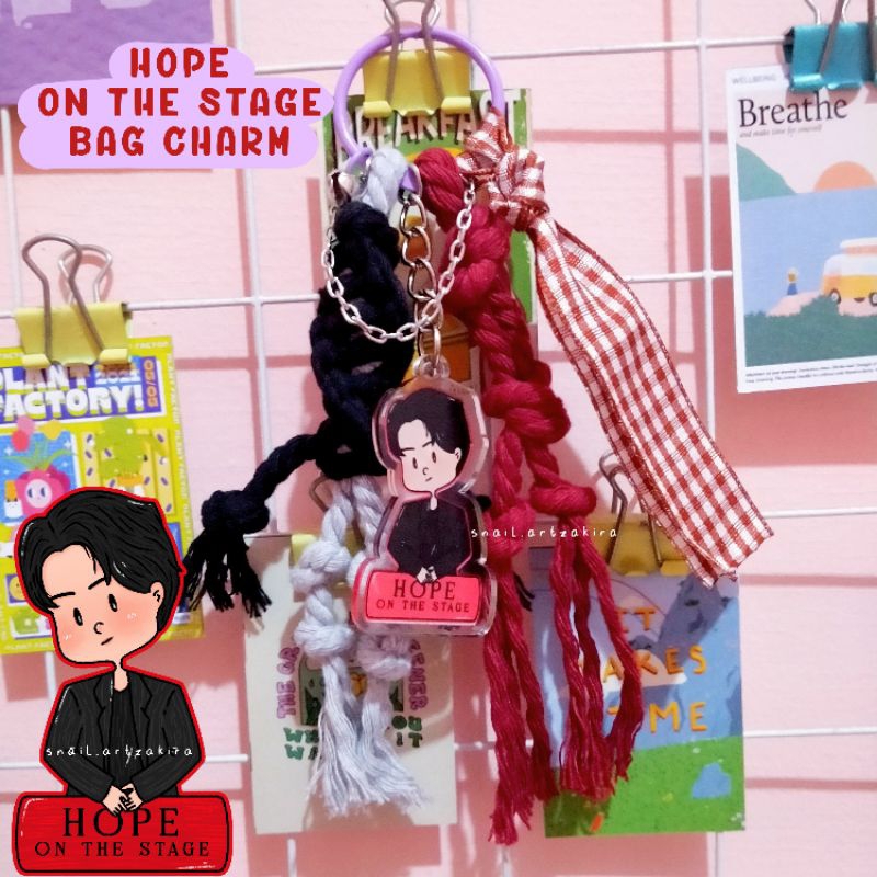 BAG CHARM PIN BTS || BAG CHARM PIN JHOPE YOONGI JUNGKOOK KONSER || GANTUNGAN TAS KPOP KONSER || PIN 
