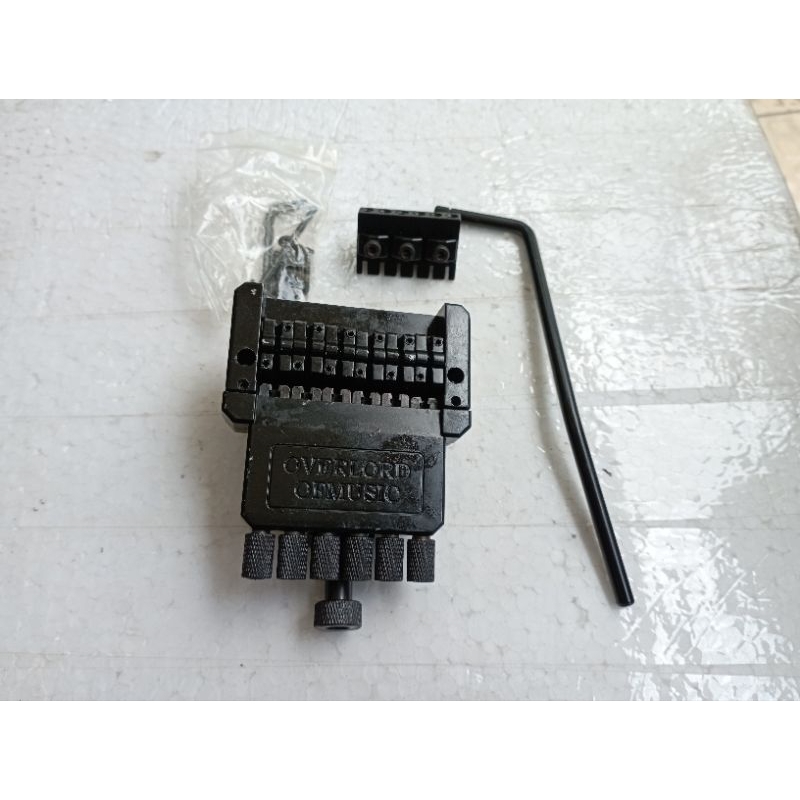 Overlord Tremolo Gitar Headless 6 String