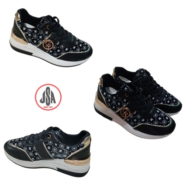 Sepatu Sneakers Wanita Dengan Outsole Tebal Dan Tinggi/Sepatu Fashion Cewek