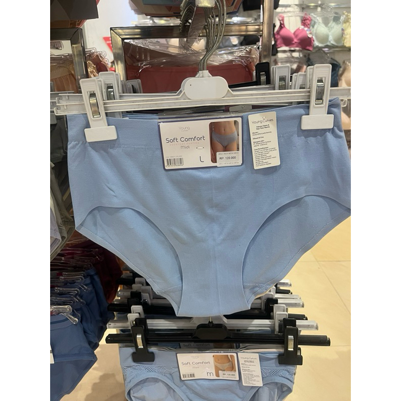 Young Curves Panty pack isi 3 pcs Seamless model Midi Warna mix(C04-100631)
