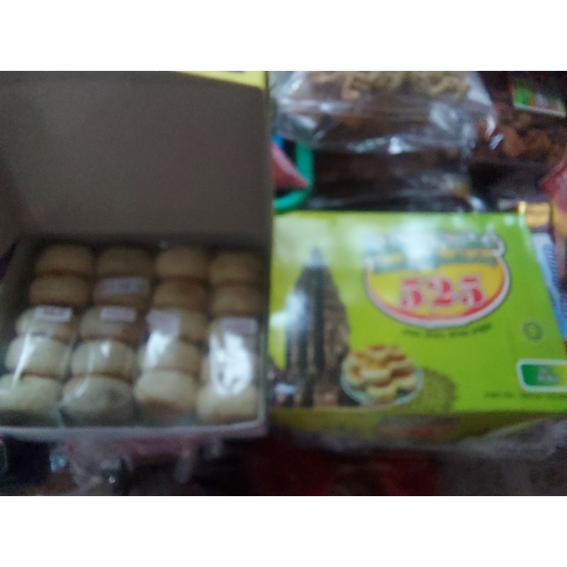 

Bakpia Pathok isi 20 dari jogja