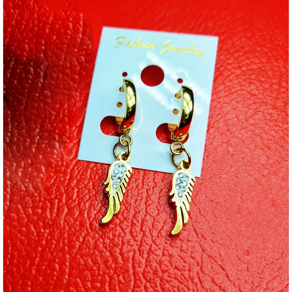 ANTING BESI PUTIH ASLI WARNA GOLD GANTUNGAN SAYAP MATA KRISTAL