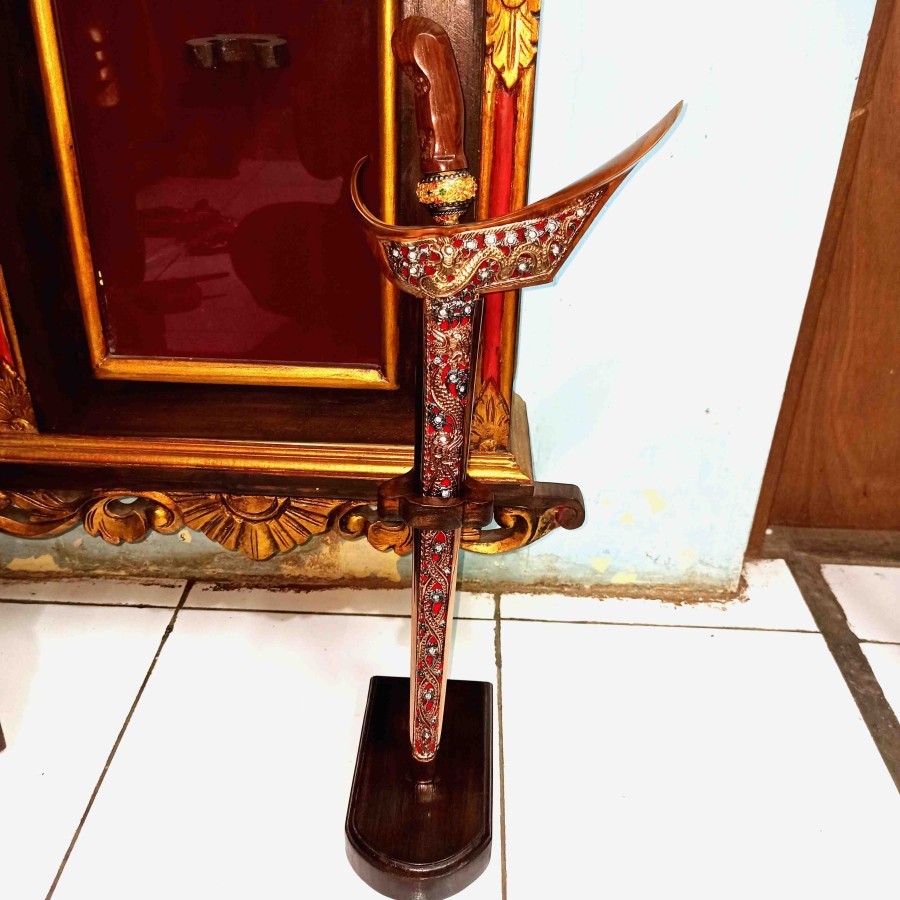 Sandangan Keris Warangka Ladrang Jogjakarta Kuningan Hias Batu Bahan Kayu Kemuning