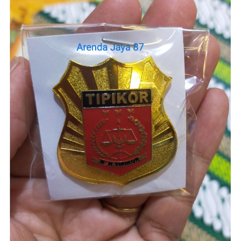 Lencana PIN KPK Tipikor magnet