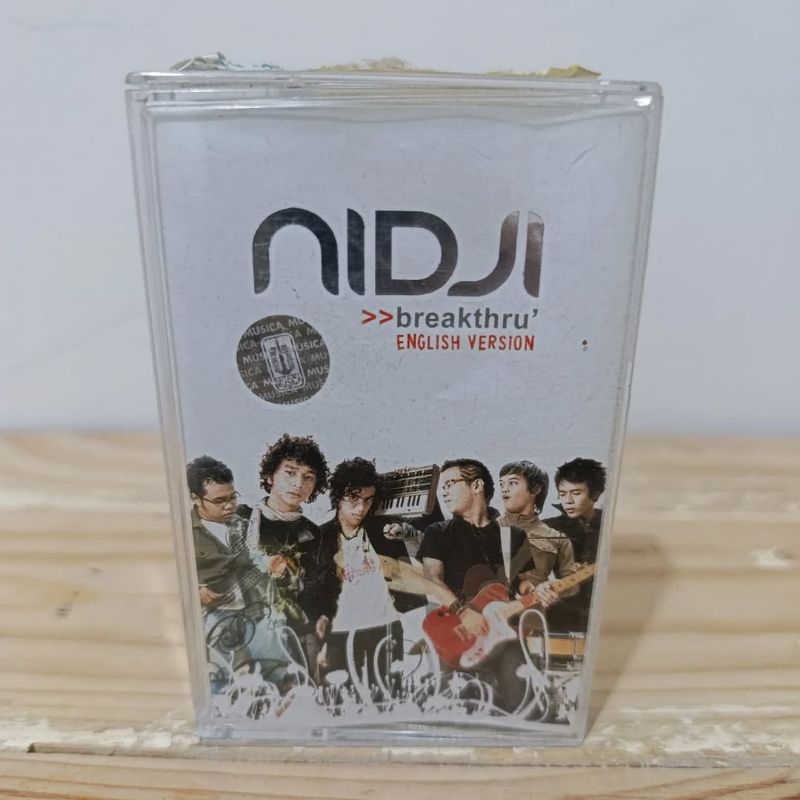 Kaset NIDJI - Breakthru' (English Version)