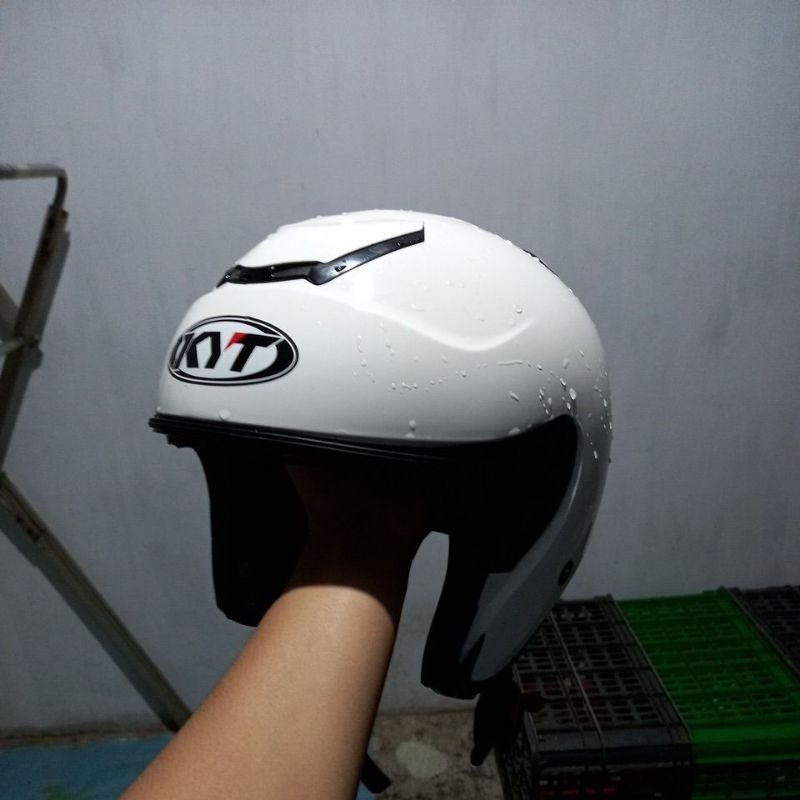 Helm KYT Kyoto R (bekas)