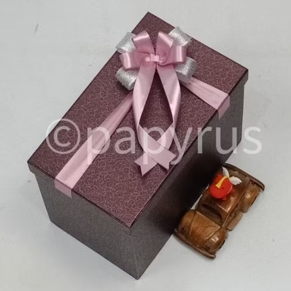 

PAPYRUS 15x25 Tinggi 20cm Kotak Kado Gift Box V2