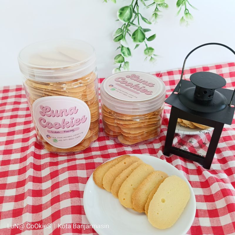 

Kue kering Kue Lebaran lidah kucing