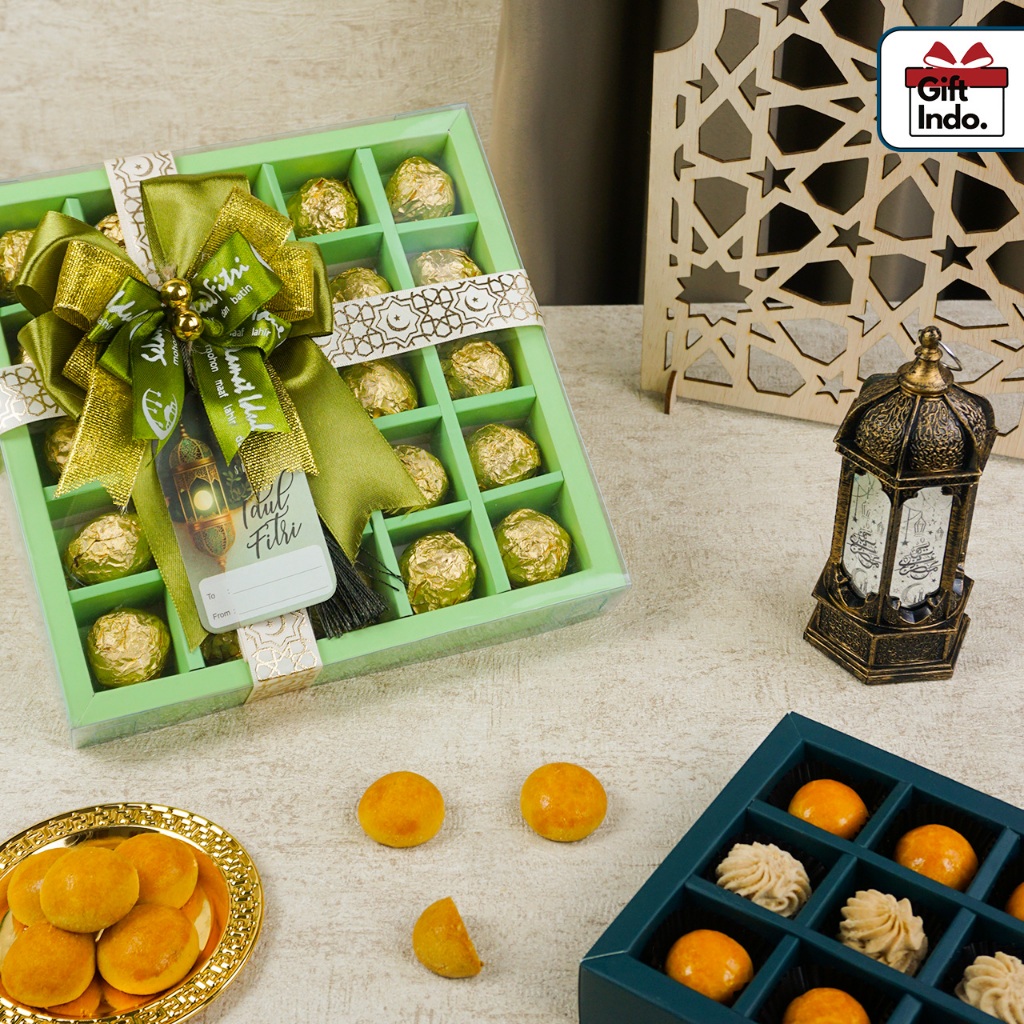 Box Nastar Sekat Box Mika Coklat Box Kue 25 Sekat Souvenir Hampers Lebaran Kotak Hampers Sekat