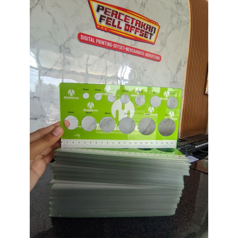 

Akrilik Label / Label Akrilik murah / Papan Akrilik / Papan Dinding Akrilik / Akrilik Custom Murah