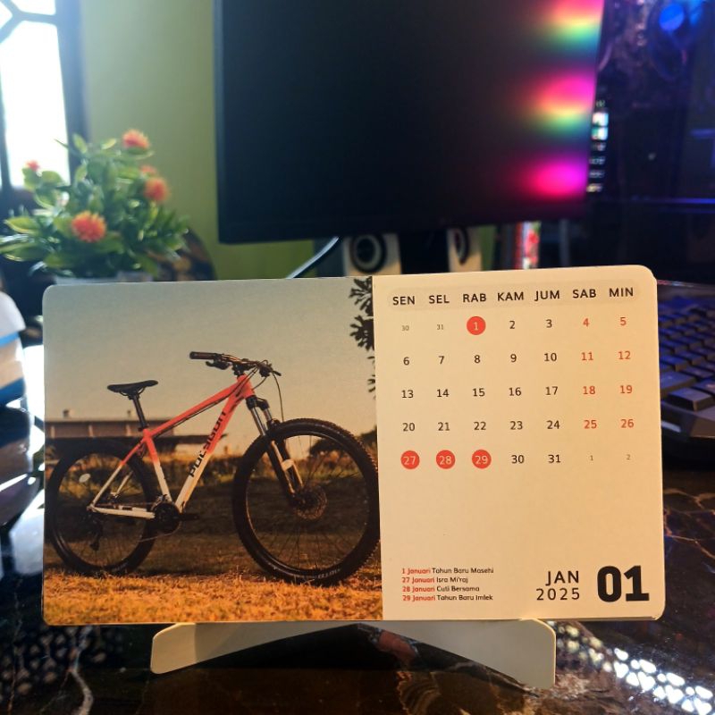 

Cetak Kalender Duduk Costum/Kalender Meja Costum/Elegant Minimalis