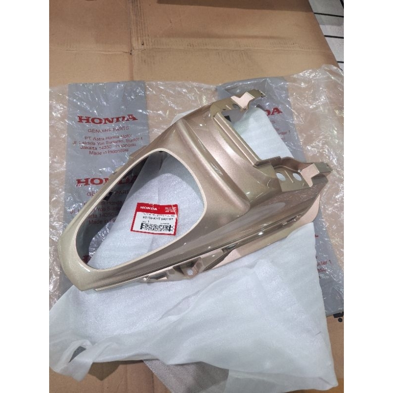cover kaper rear center lampu belakang stoplamp honda scoopy karbu carbu original ahm honda warna co