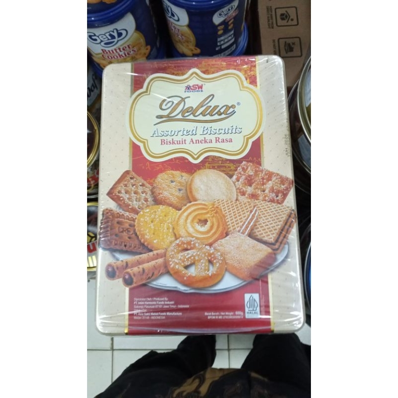 

KUE KALENG DELUX ASSORTED BISCUIT 600GR