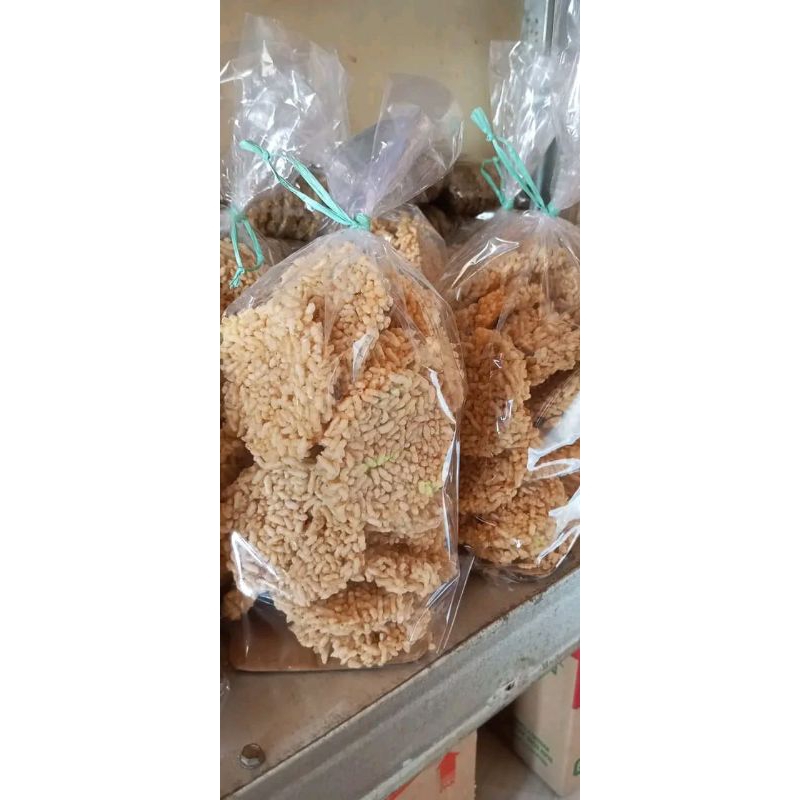 

cemilan Rengginang manis gurih